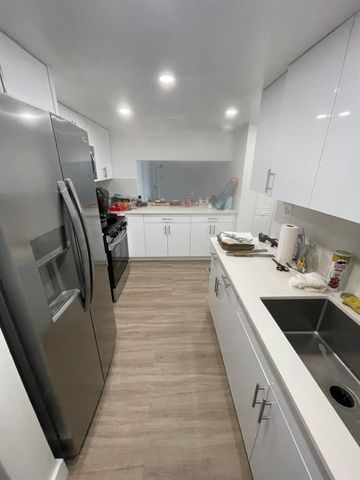 7040 Coral Way, Miami, FL 33155