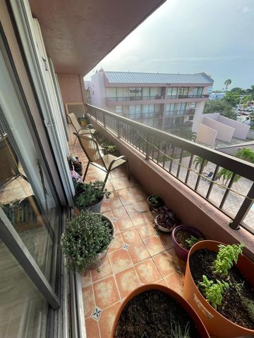 7040 Coral Way, Miami, FL 33155