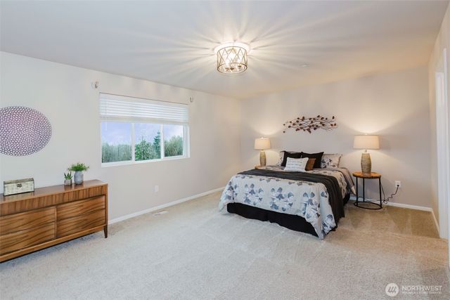 916 Baker Heights Loop, Bremerton, WA 98312