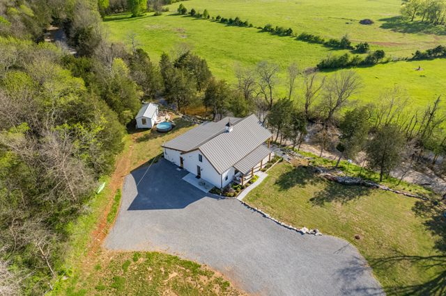 1106 Hwy 130w, Shelbyville, TN 37160
