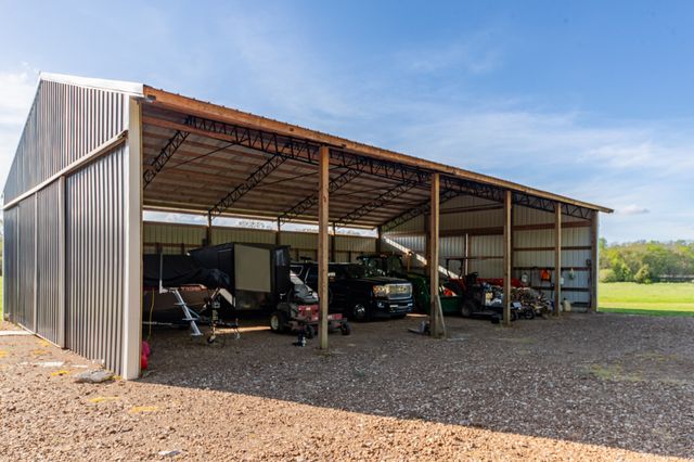 1106 Hwy 130w, Shelbyville, TN 37160