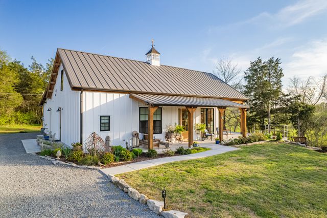 1106 Hwy 130w, Shelbyville, TN 37160