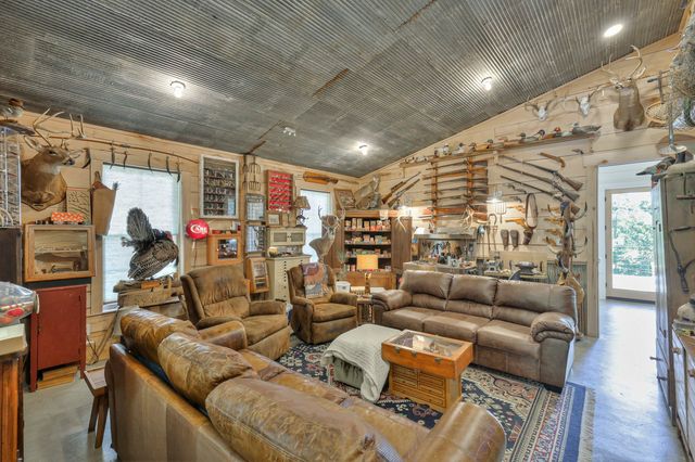 1106 Hwy 130w, Shelbyville, TN 37160