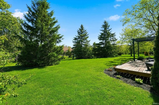 2705 Riveroak Drive, Fort Wayne, IN 46825