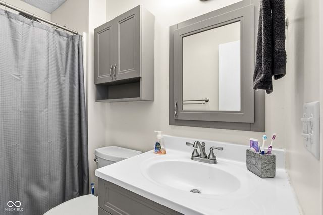 1423 Ashley Drive, Lebanon, IN 46052