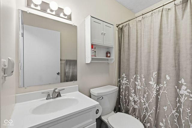 1423 Ashley Drive, Lebanon, IN 46052