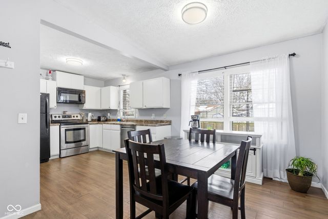 1423 Ashley Drive, Lebanon, IN 46052