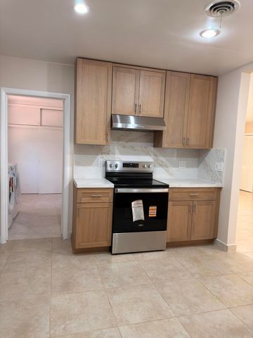 7500 SW 98TH Court, Miami, FL 33173