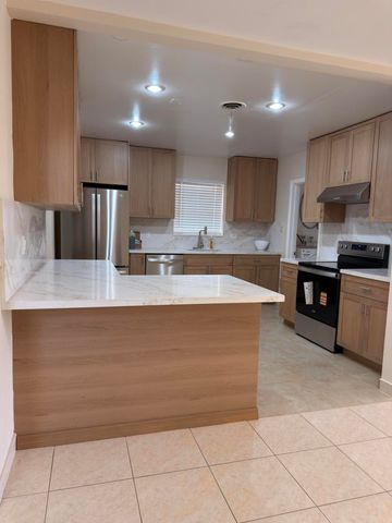 7500 SW 98TH Court, Miami, FL 33173