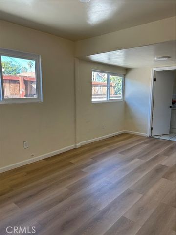 4057 Baywood, Los Angeles, CA 90039