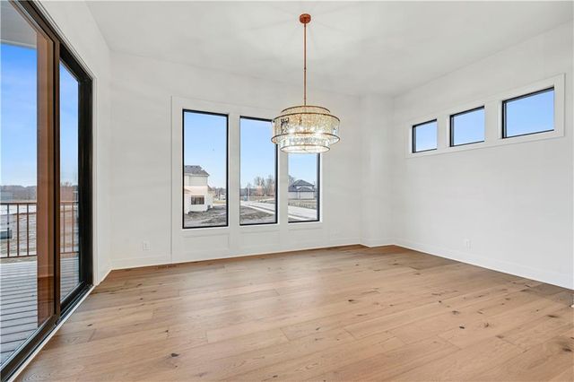 16046 S Twilight Lane, Olathe, KS 66062