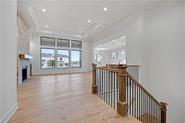 16046 S Twilight Lane, Olathe, KS 66062