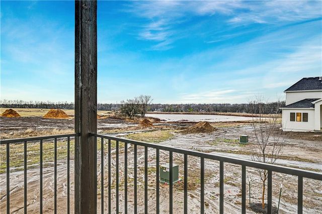 16046 S Twilight Lane, Olathe, KS 66062