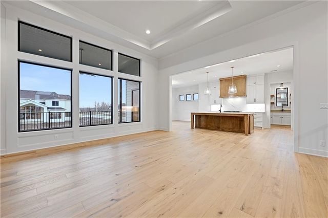 16046 S Twilight Lane, Olathe, KS 66062