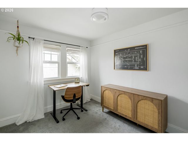 1004 Ne 31ST Ave, Portland, OR 97232