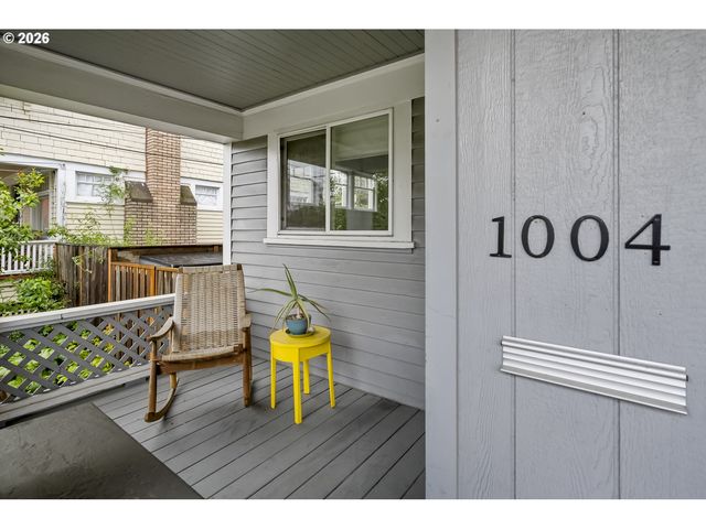 1004 Ne 31ST Ave, Portland, OR 97232