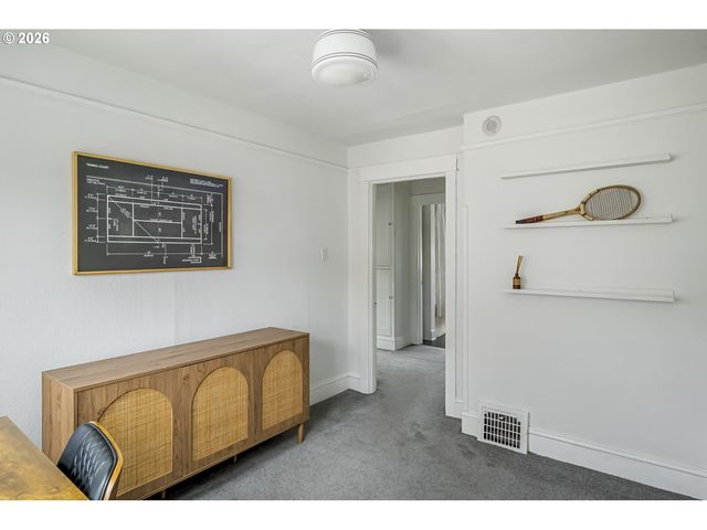 1004 Ne 31ST Ave, Portland, OR 97232