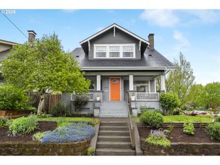 1004 Ne 31ST Ave, Portland, OR 97232
