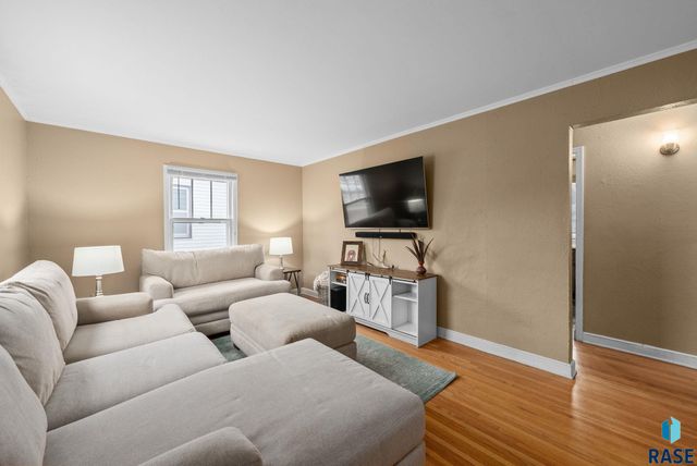 725 S Glendale Ave Avenue, Sioux Falls, SD 57104