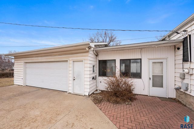 725 S Glendale Ave Avenue, Sioux Falls, SD 57104