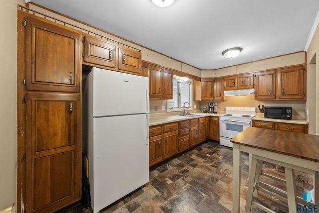 725 S Glendale Ave Avenue, Sioux Falls, SD 57104