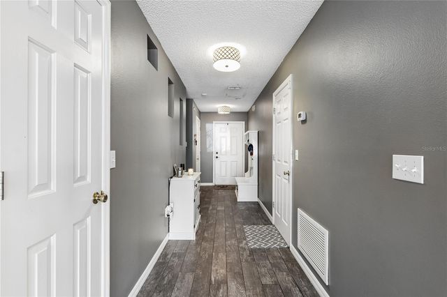 1210 N FAIRWAY DRIVE 1210, Apopka, FL 32712
