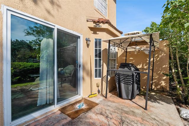 1210 N FAIRWAY DRIVE 1210, Apopka, FL 32712