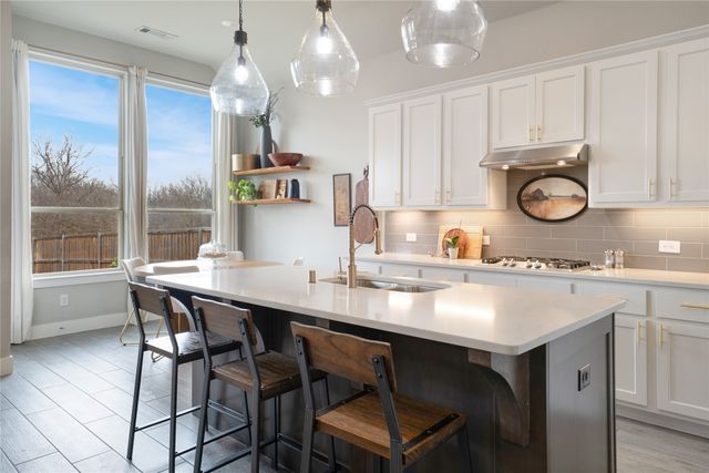 1401 Appaloosa Drive, Aubrey, TX 76227