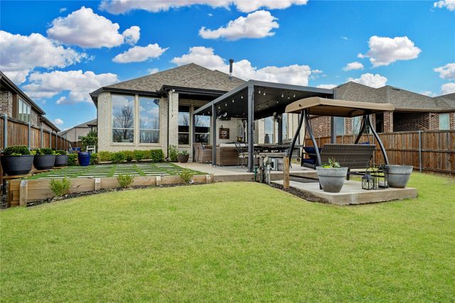 1401 Appaloosa Drive, Aubrey, TX 76227