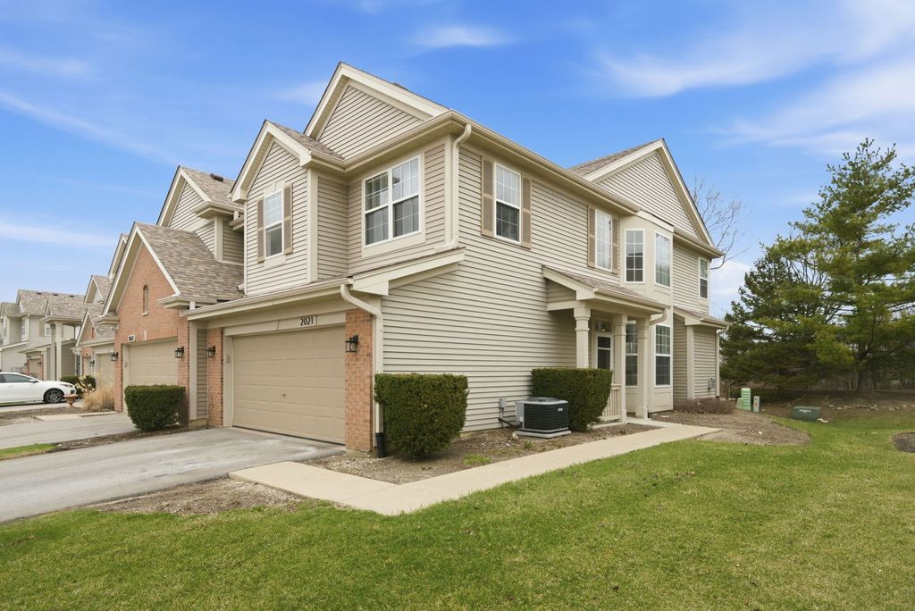 2021 CYPRESS Court, Glendale Heights, IL 60139