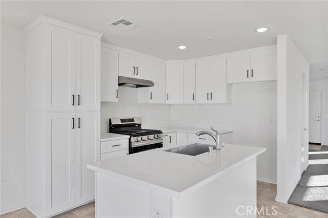 10132 Kemper Avenue, Adelanto, CA 92301