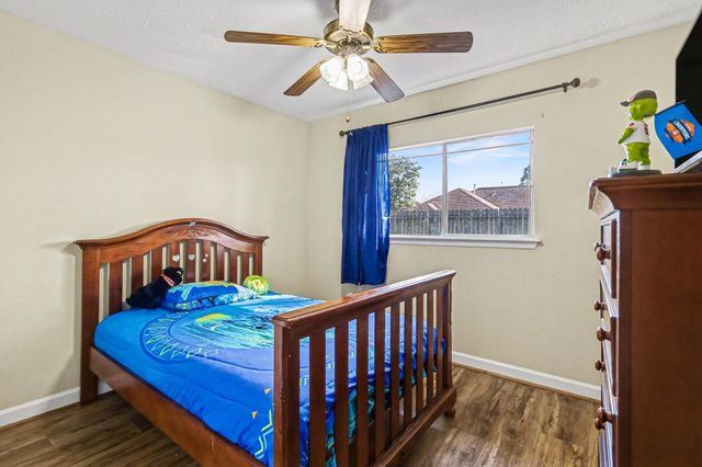 10011 Sand Pass Lane, Houston, TX 77064