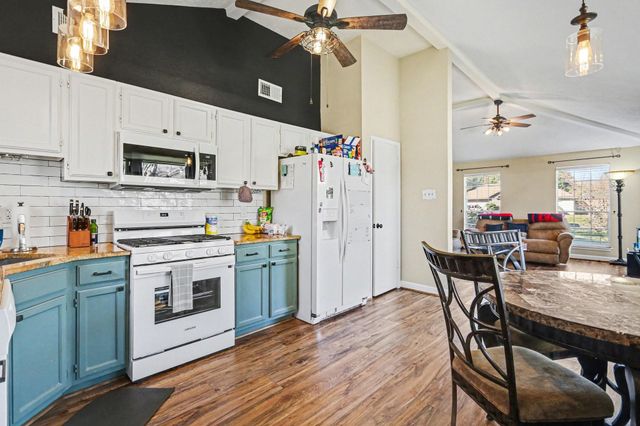 10011 Sand Pass Lane, Houston, TX 77064