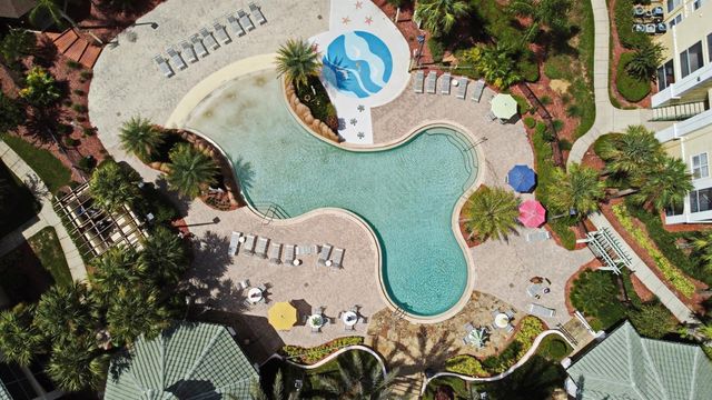 8820 DUNES COURT 303, Kissimmee, FL 34747