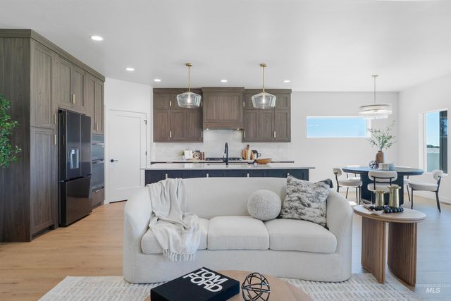 1266 Crestview Dr., Twin Falls, ID 83301