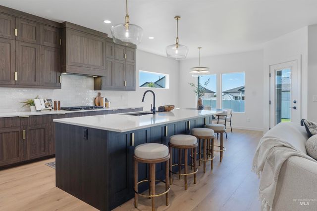 1266 Crestview Dr., Twin Falls, ID 83301