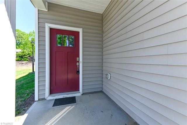 820 Riley Lane, Greensboro, NC 27455