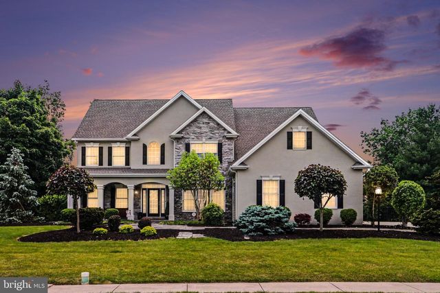 2312 FOREST LN, Harrisburg, PA 17112