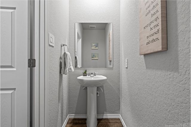 10439 Lateleaf Oak, San Antonio, TX 78223