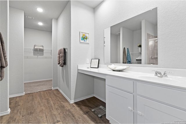 10439 Lateleaf Oak, San Antonio, TX 78223