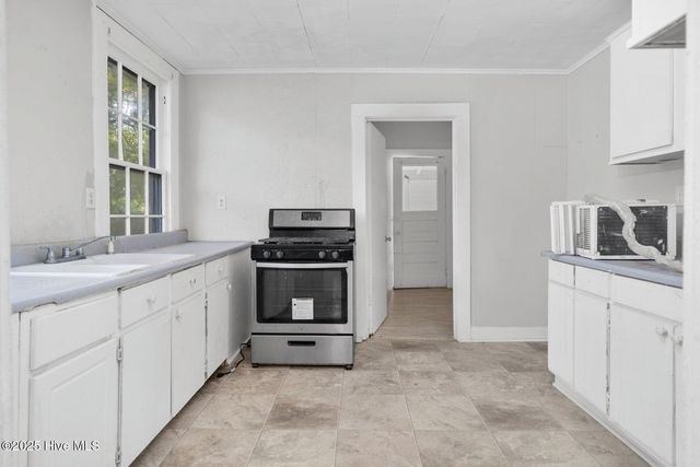 711 S Pine Street, Rocky Mount, NC 27804