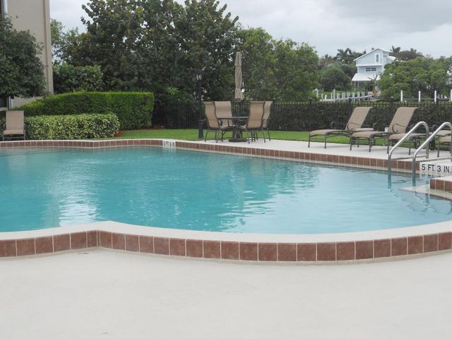 3605 S Ocean Boulevard S 126, South Palm Beach, FL 33480