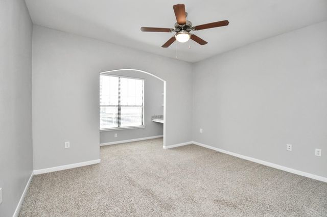 6777 Sommerall Street 0338, Houston, TX 77084