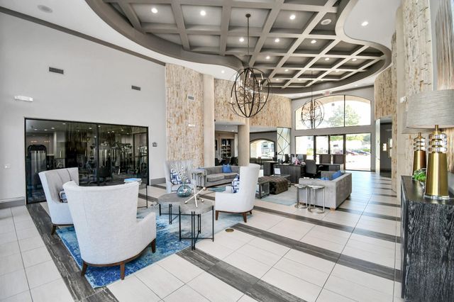 6777 Sommerall Street 0338, Houston, TX 77084