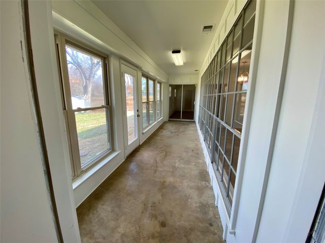 6116 Winifred Drive, Fort Worth, TX 76133