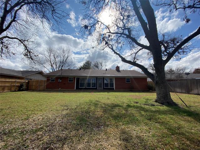 6116 Winifred Drive, Fort Worth, TX 76133