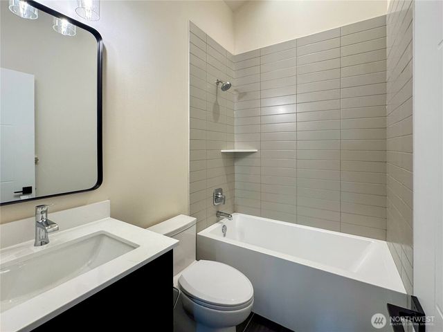 6947 42nd Avenue S, Seattle, WA 98118
