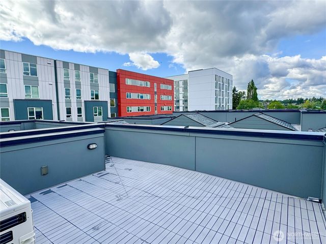 6947 42nd Avenue S, Seattle, WA 98118