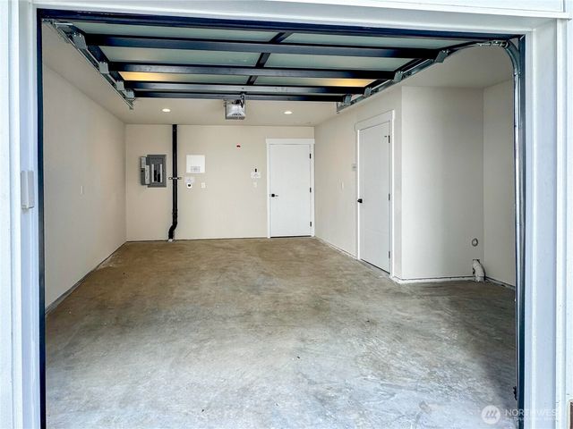 6947 42nd Avenue S, Seattle, WA 98118