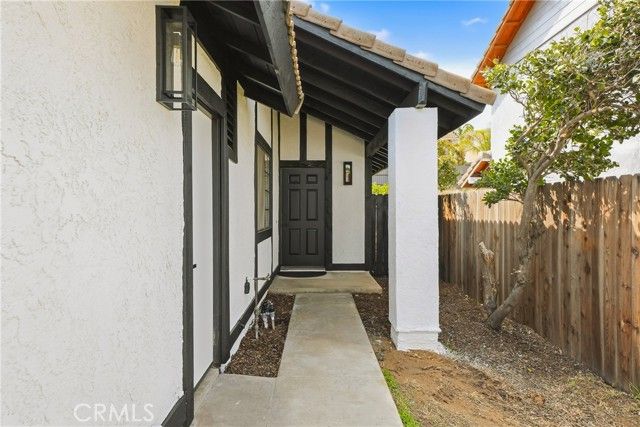 14751 Mountain High, Fontana, CA 92337